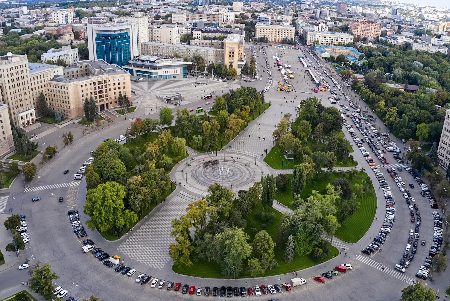 Відновлені будинки, Харків